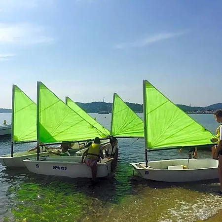 Golfe De Saint Tropez- Beauvallon * グリモー